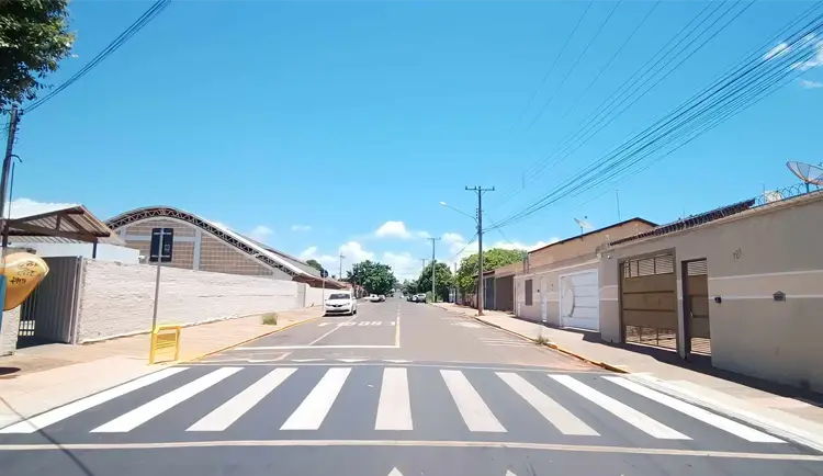 Paranaíba no forno! Sextou com calor intenso, sábado e domingo? Muito calor com chance de chuvas isoladas. Confira as dicas de saúde para o calor.