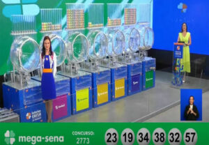 Mega-Sena acumula, prêmio vai a R$ 55 milhões