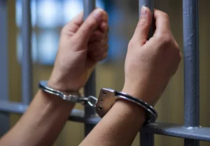 Idosa suspeita de matar marido já matou filho