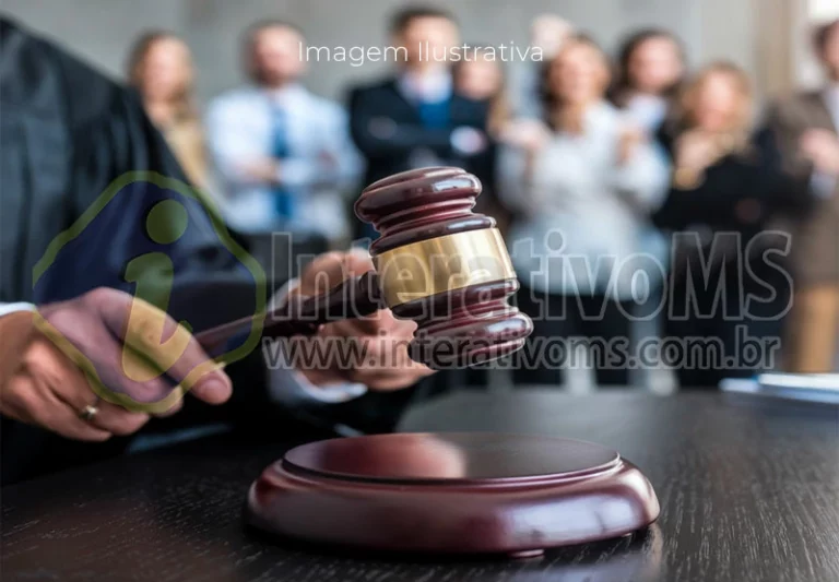 Energisa é condenada a indenizar mulher em R$ 10 mil em Paranaíba