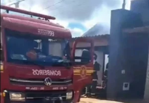 Briga entre casal termina com incêndio criminoso e crianças feridas