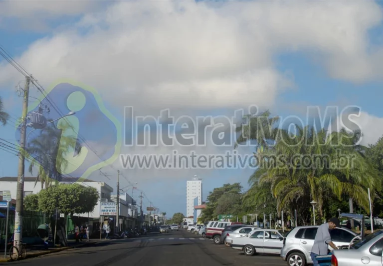 Muito calor e chuvas isoladas em Paranaíba no fim de semana