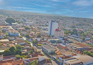 Fim de semana será de calor em Paranaíba