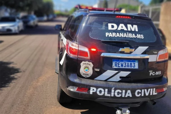 Polícia Civil cumpre mandado contra suspeito por divulgação de vídeo de sexo em Paranaíba