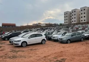 Leilão do Detran tem moto por R$ 2 mil e carro por R$ 10 mil em MS