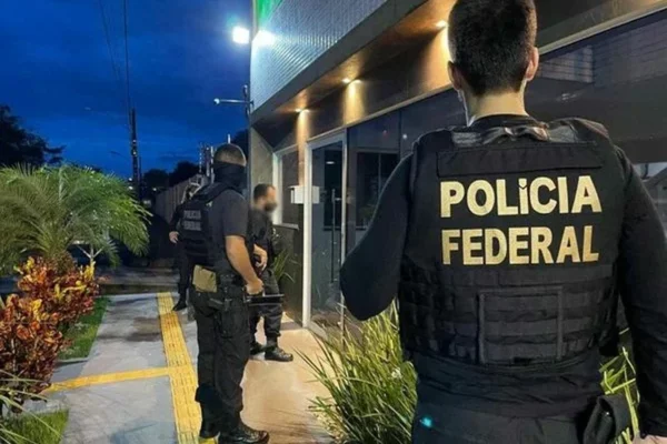 Polícia Federal faz operação contra descontos ilegais em aposentadorias e pensões