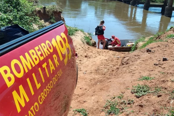 Bombeiros encontram corpo de jovem desaparecido no rio Santana