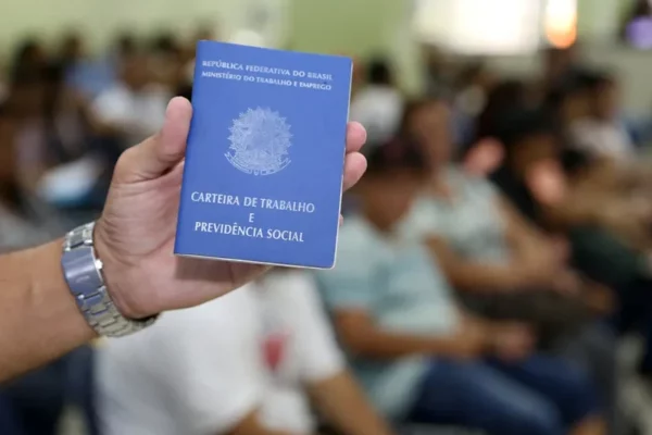 Feirão de vagas em Paranaíba
