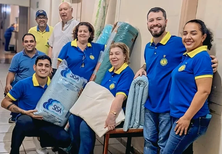 Lions Clube de Paranaíba doa mais de R$ 11 mil em tecidos hospitalares à Santa Casa