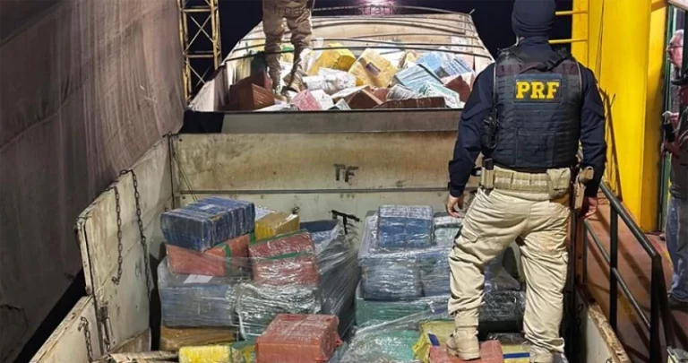 PRF apreende 17 toneladas de maconha em carreta que saiu Mato Grosso do Sul