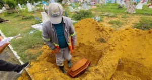 Criança tem 33 paradas cardíacas e morre após ser picada por escorpião