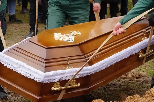 Grávida de 07 meses morre após passar mal e cair na calçada em MS