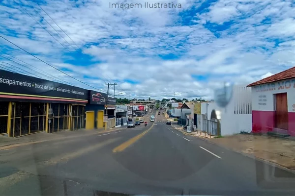 Previsão mostra frio, calor e tempo seco em Paranaíba no fim de semana