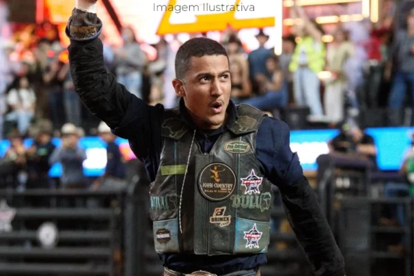Cowboy de Inocência conquista a Tríplice Coroa no Barretão