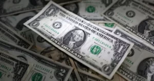 Dólar cai e Ibovespa sobe nesta sexta