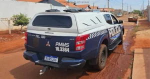 Homem é preso após ameaçar mulher com faca no Industrial de Lourdes