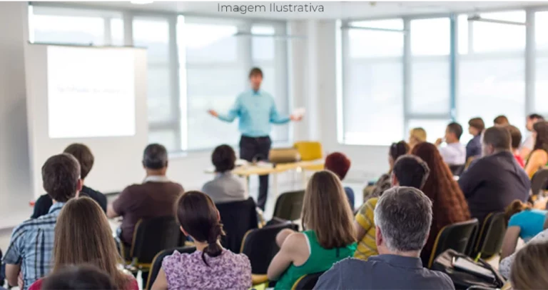 Paranaíba recebe cursos gratuitos de Auxiliar Administrativo e Cozinha Industrial