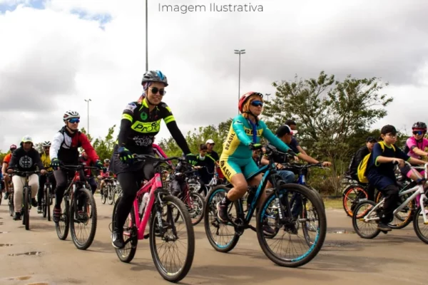 Passeio ciclístico em Paranaíba