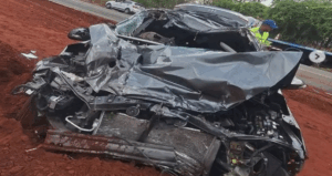 Acidente na BR-158 deixa Corolla destruído entre Paranaíba e Cassilândia