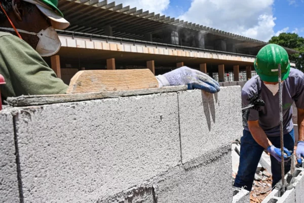 Paranaíba recebe curso gratuito na área de construção civil