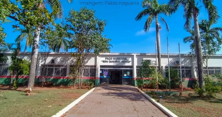 Prefeitura de Paranaíba abre seleção com salários acima de R$ 4,6 mil