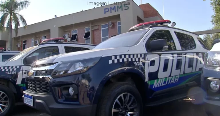 Mulher abandona crianças para beber e diz que estava possuída