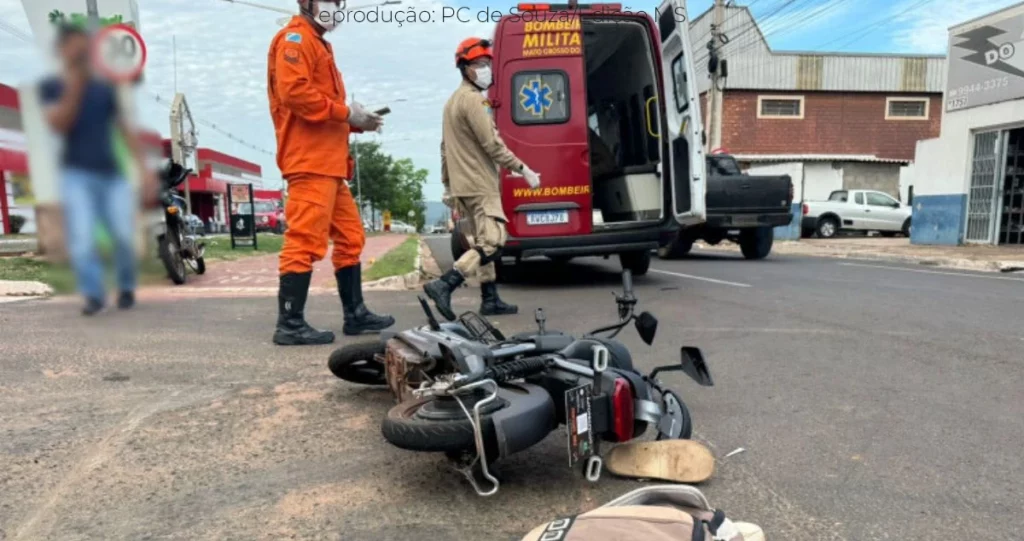Acidente com bike elétrica e moto deixa adolescente ferida em MS