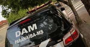 Idoso é preso por perseguir adolescente e mulher é condenada a 22 anos por 'stalking' em Paranaíba