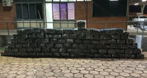 PRF de Paranaíba faz apreensão de quase 2 toneladas de maconha