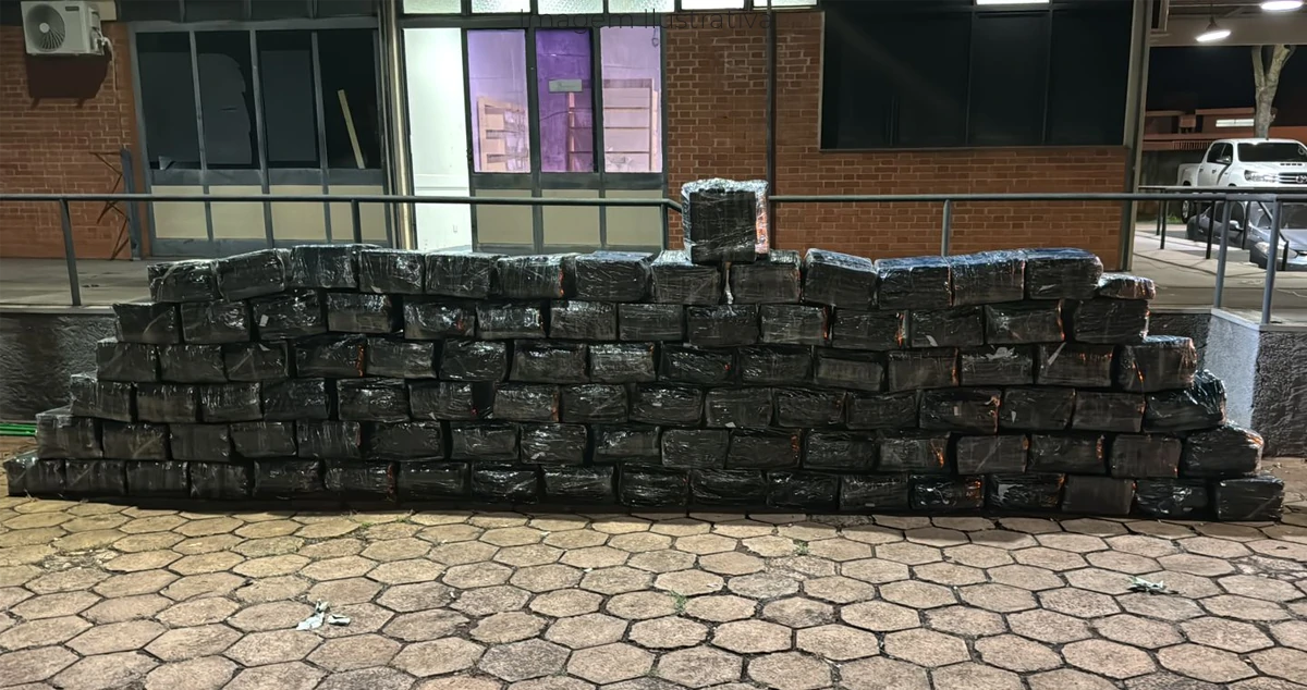 PRF de Paranaíba faz apreensão de quase 2 toneladas de maconha