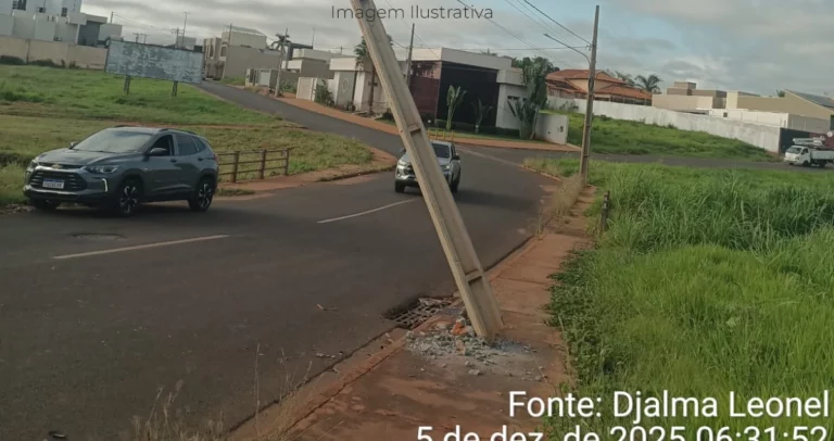 Colisão violenta ocorreu na madrugada desta sexta-feira, 05 de dezembro na ligação entre os bairros Santa Mônica e Santa Lúcia