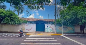 foto da Fachada da escola Escola Estadual Dr. Ermírio Leal Garcia, em Paranaíba