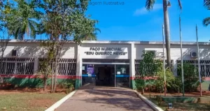 foto da faixada do Paço Edu queirz Neves de Paranaíba no Mato Grosso do Sul