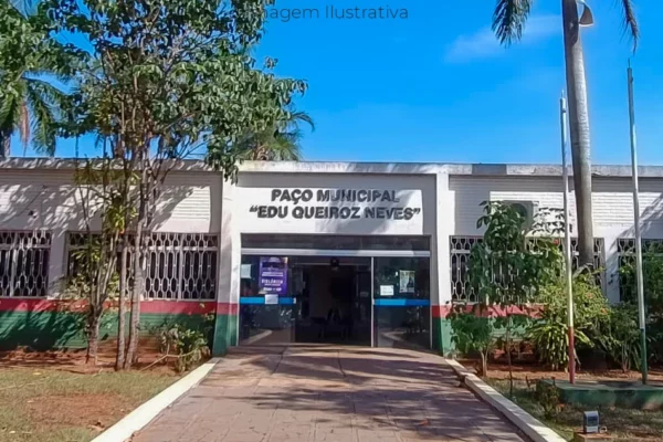 foto da faixada do Paço Edu queirz Neves de Paranaíba no Mato Grosso do Sul