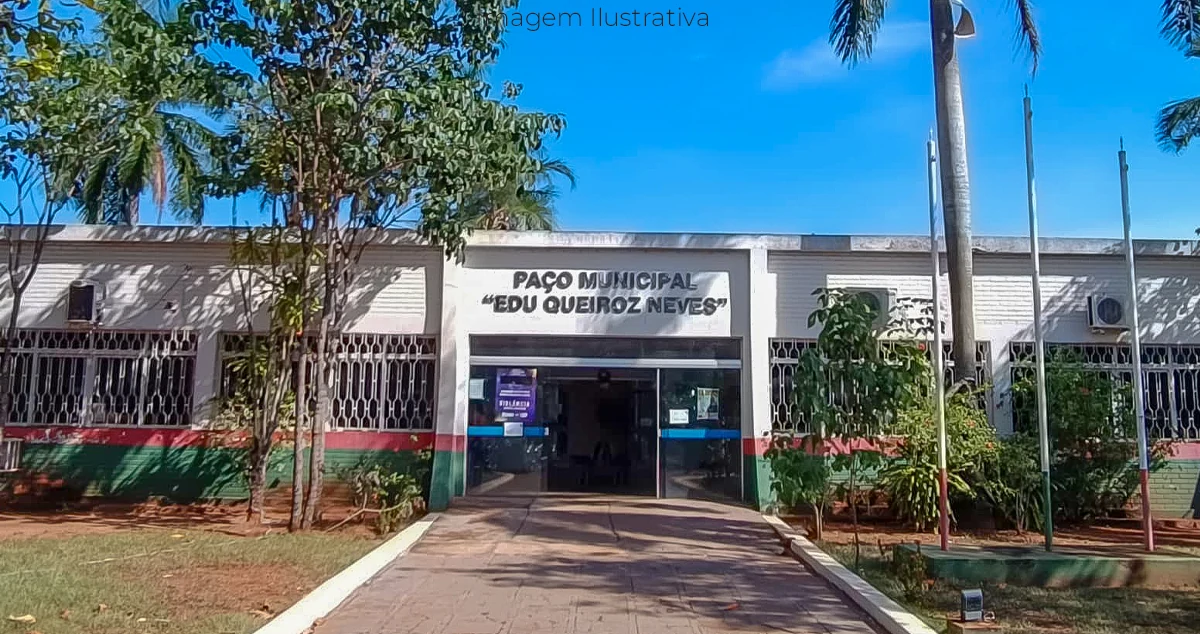 foto da faixada do Paço Edu queirz Neves de Paranaíba no Mato Grosso do Sul
