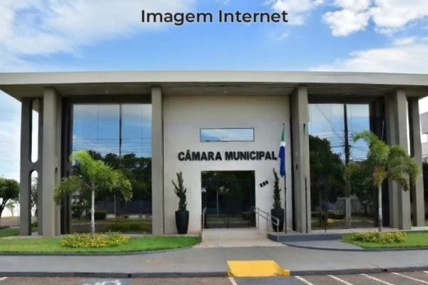 foto da fachada da Câmara Municipal de Paranaíba-MS