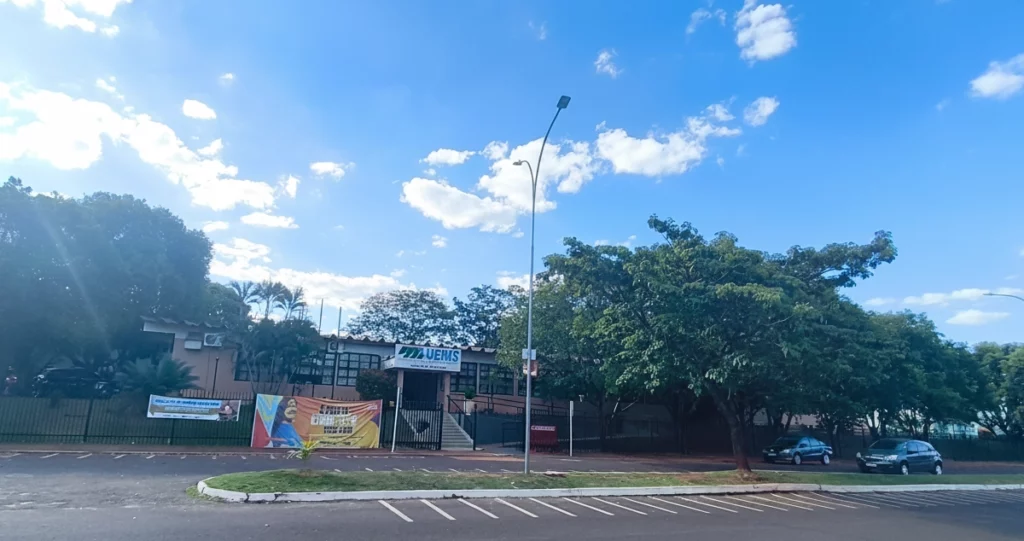 UEMS de PAranaíba-MS
