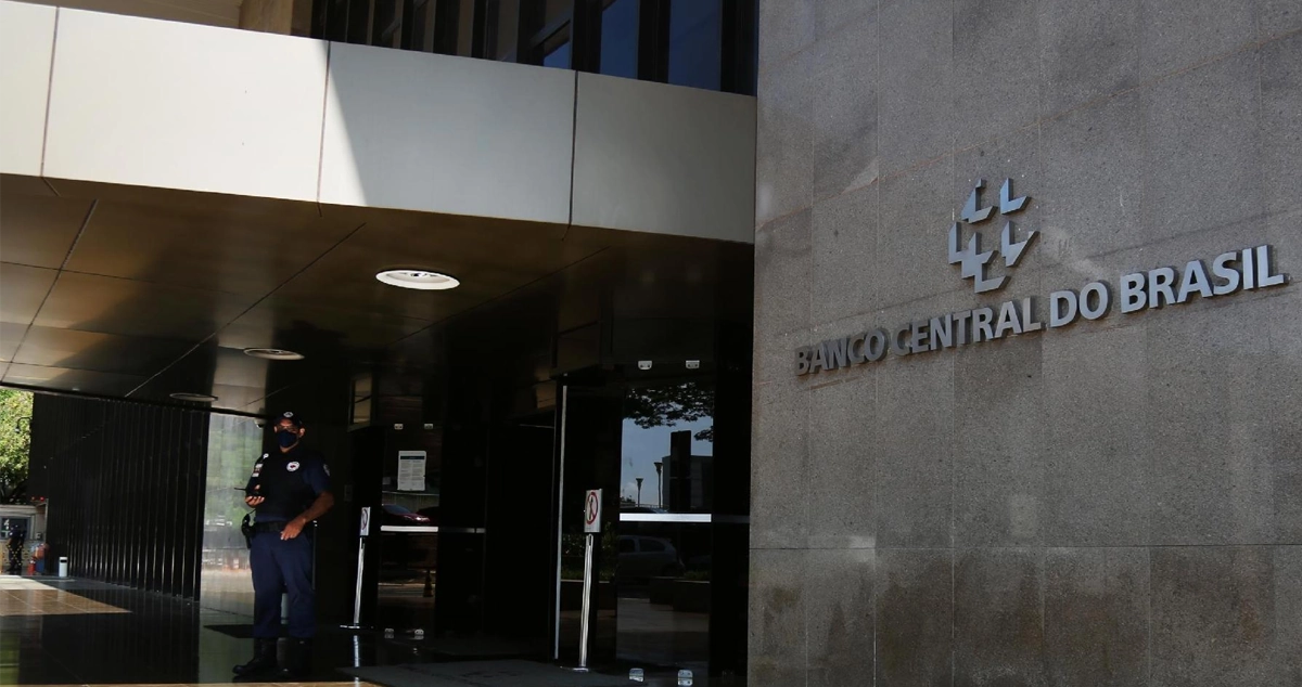Banco Central reduz Selic para 14,25% e faz terceiro corte seguido nos juros