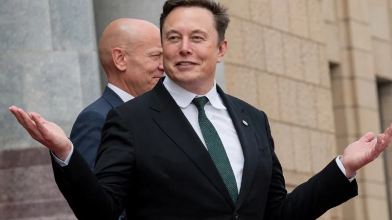 Elon Musk se torna o primeiro trilionário do mundo após IPO da SpaceX