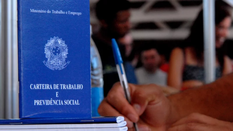 Feirão de empregos começa nesta segunda em Paranaíba