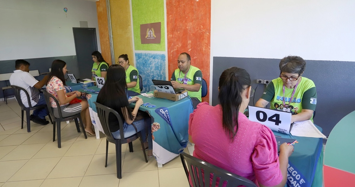 Feirão de emprego em Paranaíba oferece vagas nesta quinta-feira