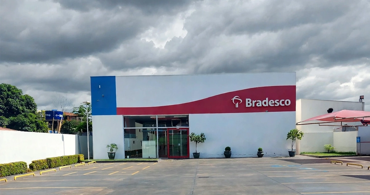 Bradesco é condenado a pagar R$ 6 mil após descontos indevidos em Paranaíba