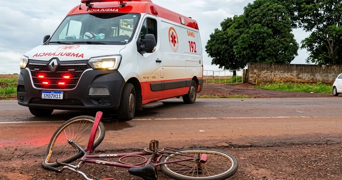 Ciclista morre após ser arremessado em acidente com carro em MS