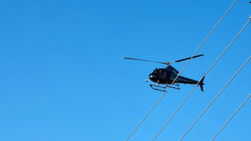 Helicóptero sobrevoa Paranaíba durante operação da Polícia Civil contra crime organizado
