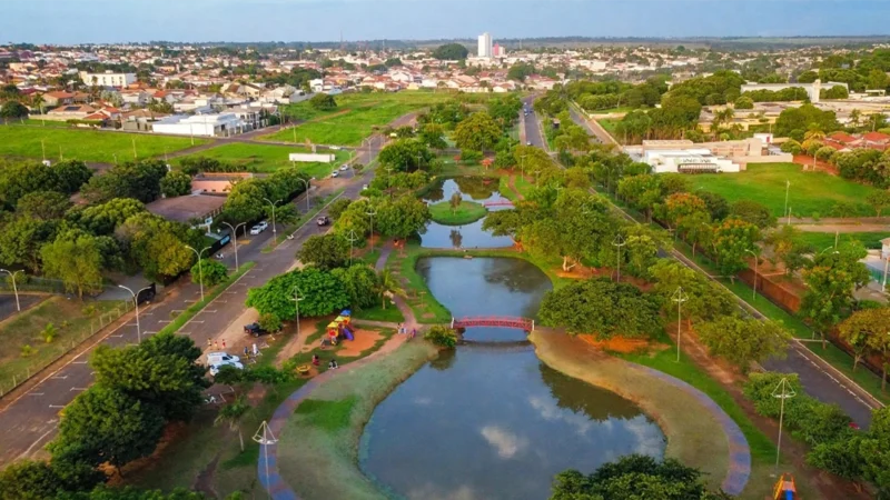 Previsão do tempo em Paranaíba indica sol entre nuvens e sem chuva nesta quinta-feira