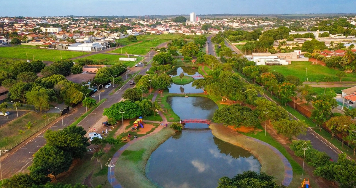 Previsão do tempo em Paranaíba indica sol entre nuvens e sem chuva nesta quinta-feira