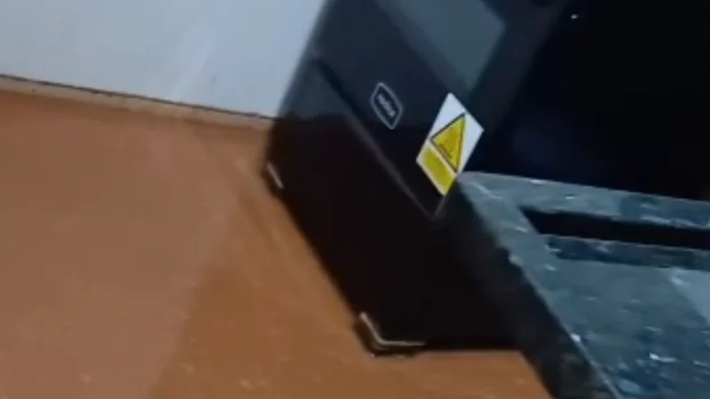 Moradores enfrentam alagamentos dentro de casa após chuva em Paranaíba